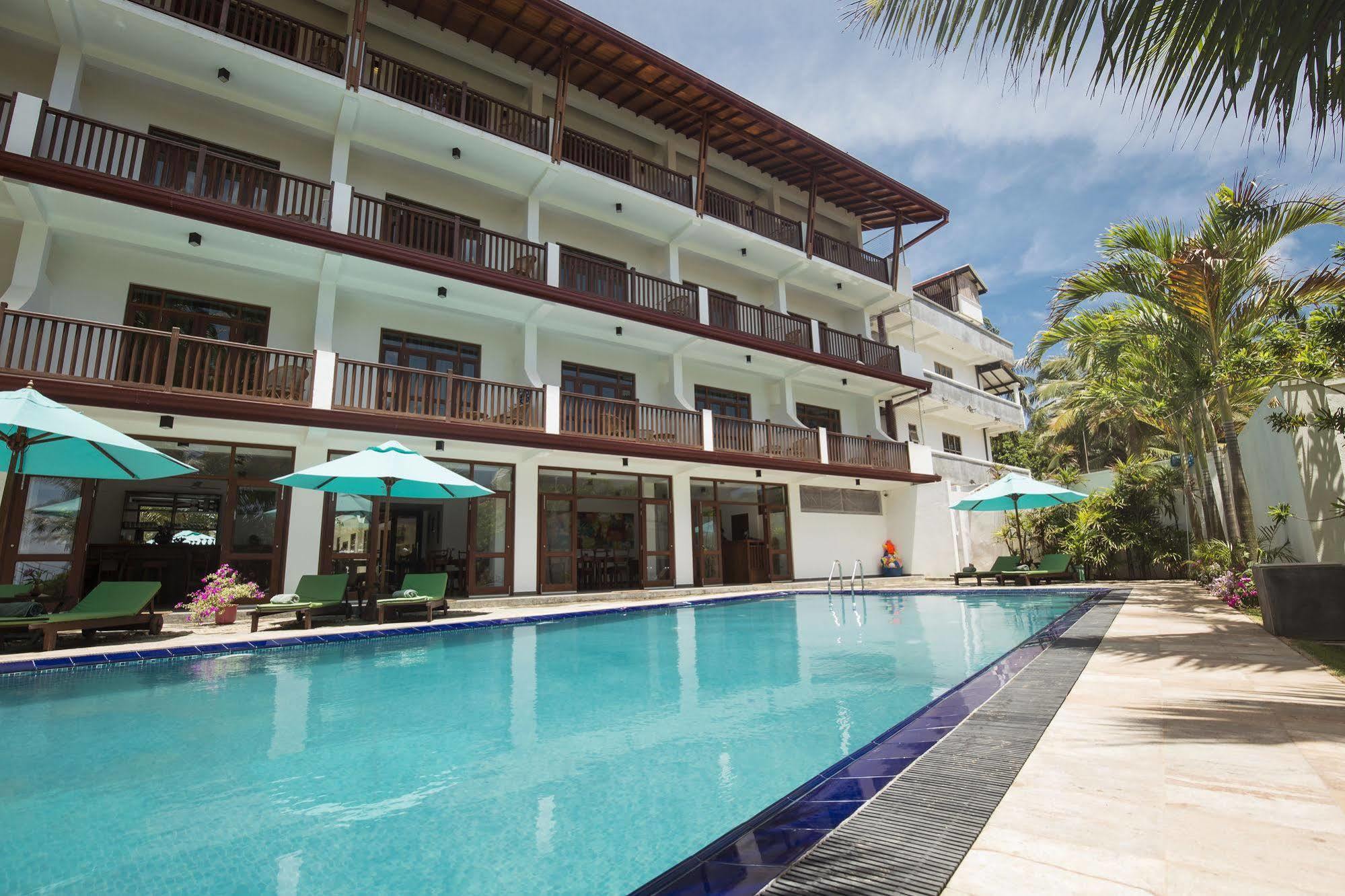 Rockside Beach Resort Bentota Exterior photo